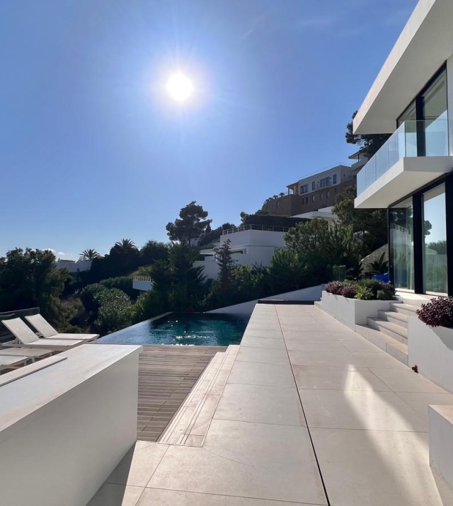 PHOTO-2025-11-18-13-38-34 2.jpg